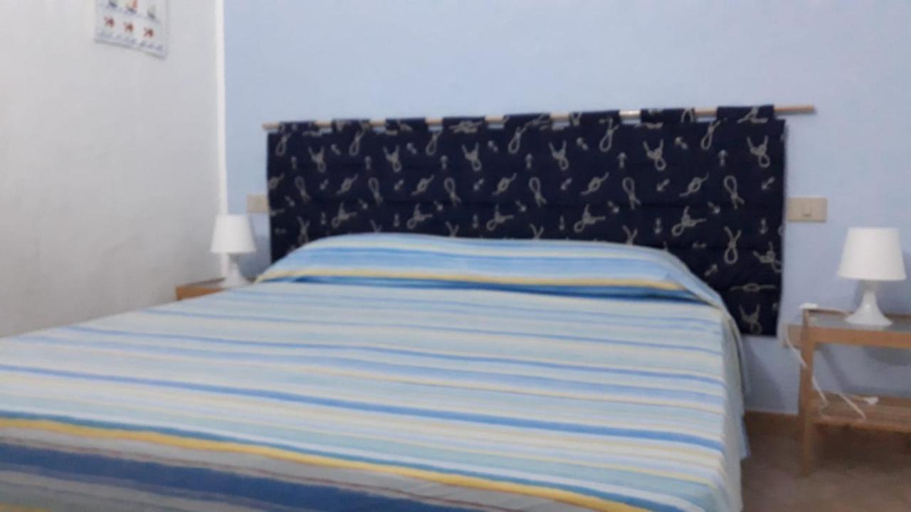 Appartamento Vista Mare Calasetta Exterior foto
